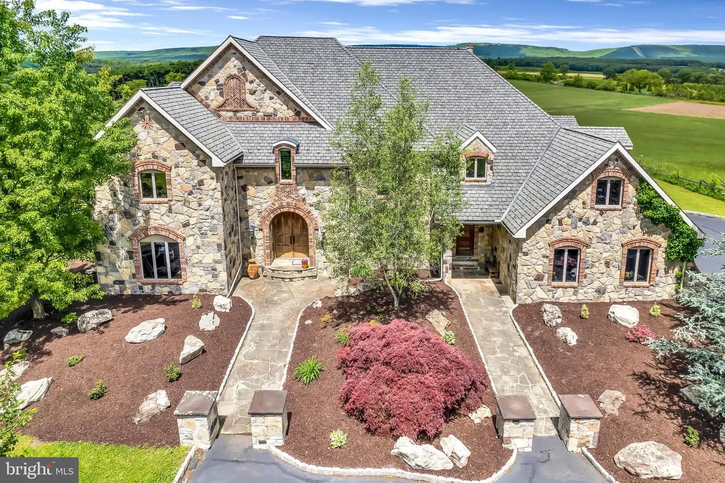 216 Merwinsburg Road, Effort, PA, 18330