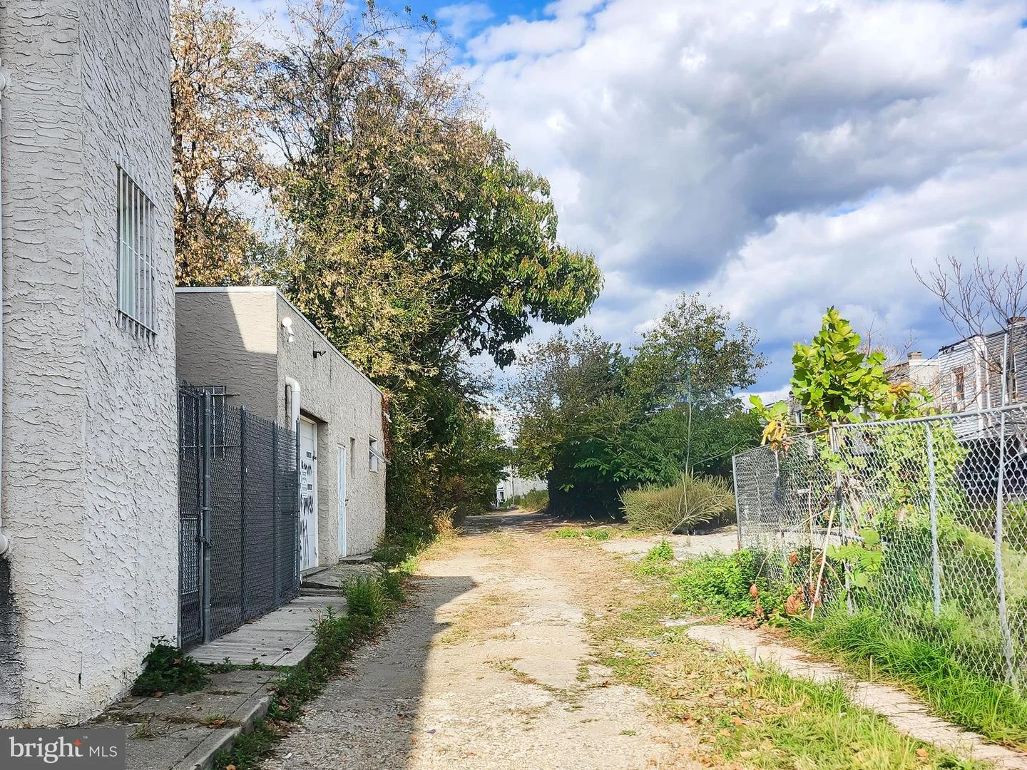 6235 Arch Street