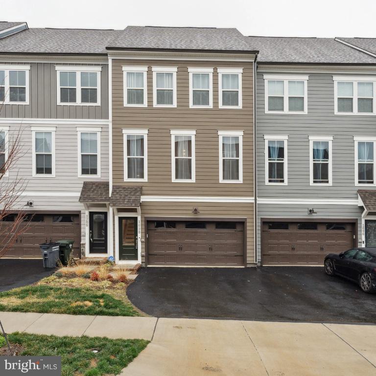 View Dumfries, VA 22026 townhome