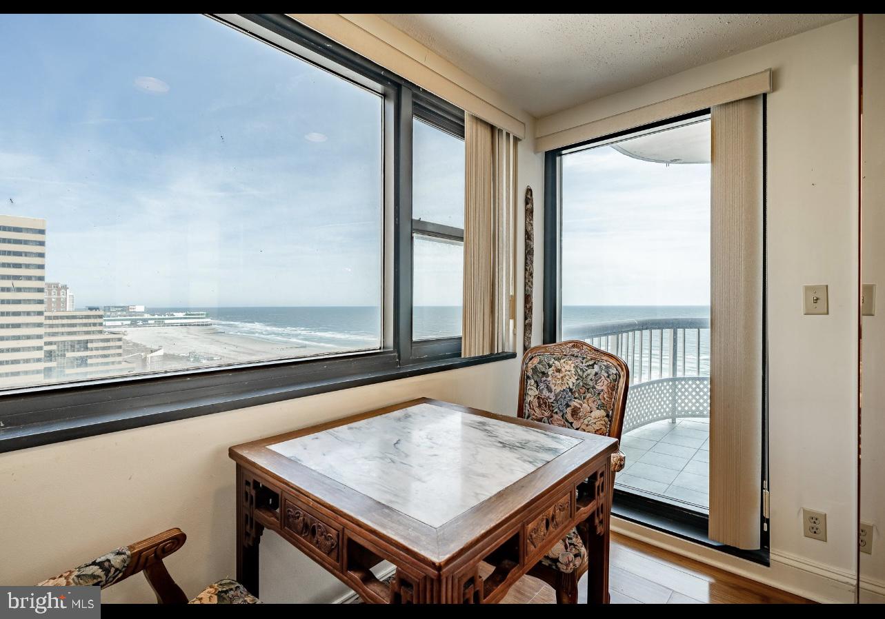Photo 13 of 40 of 3101 Boardwalk #1715-1 condo