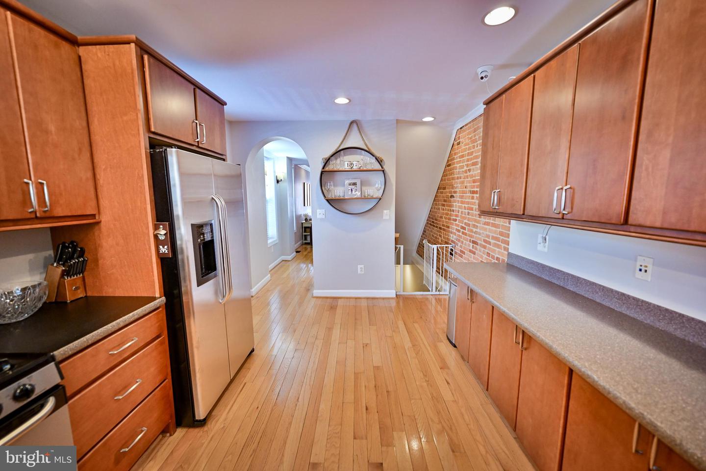 Photo 21 of 64 of 1400 Webster St townhome