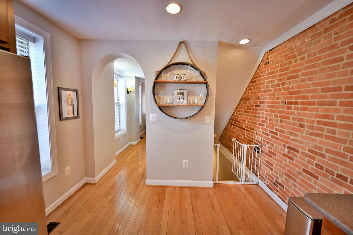 Photo 20 of 64 of 1400 Webster St townhome