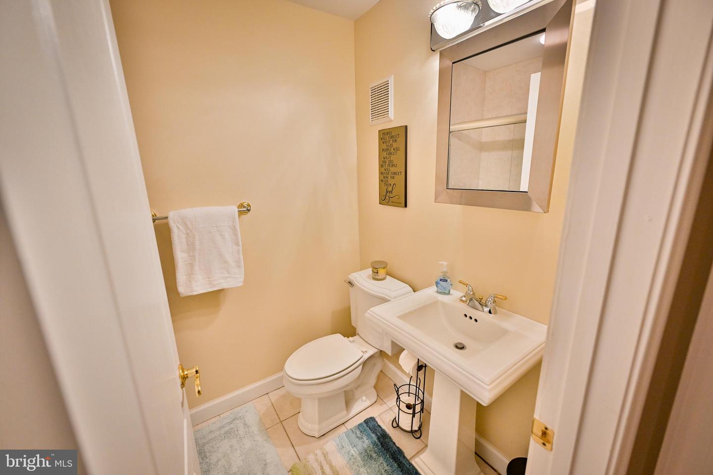 Photo 42 of 64 of 1400 Webster St townhome