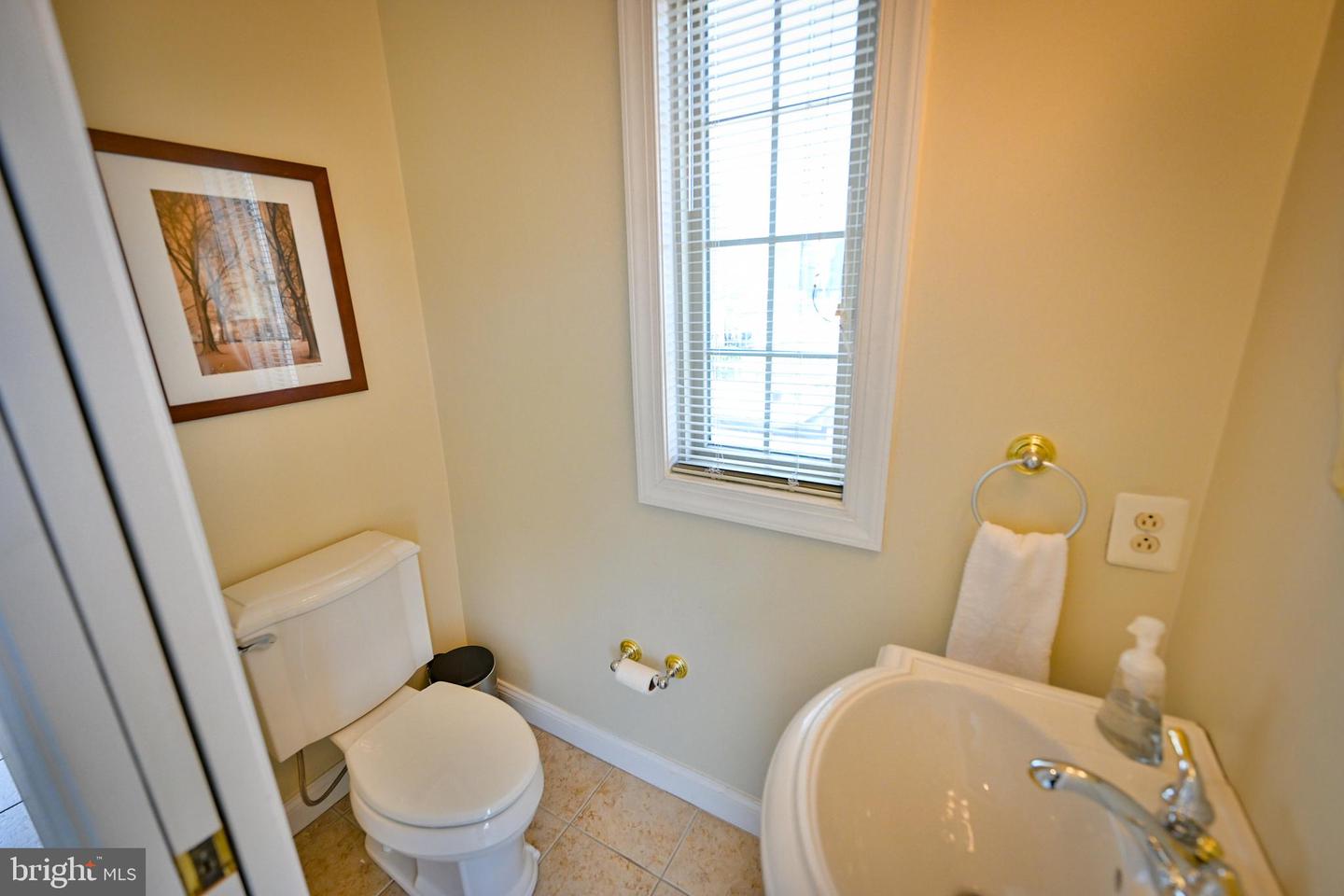 Photo 50 of 64 of 1400 Webster St townhome