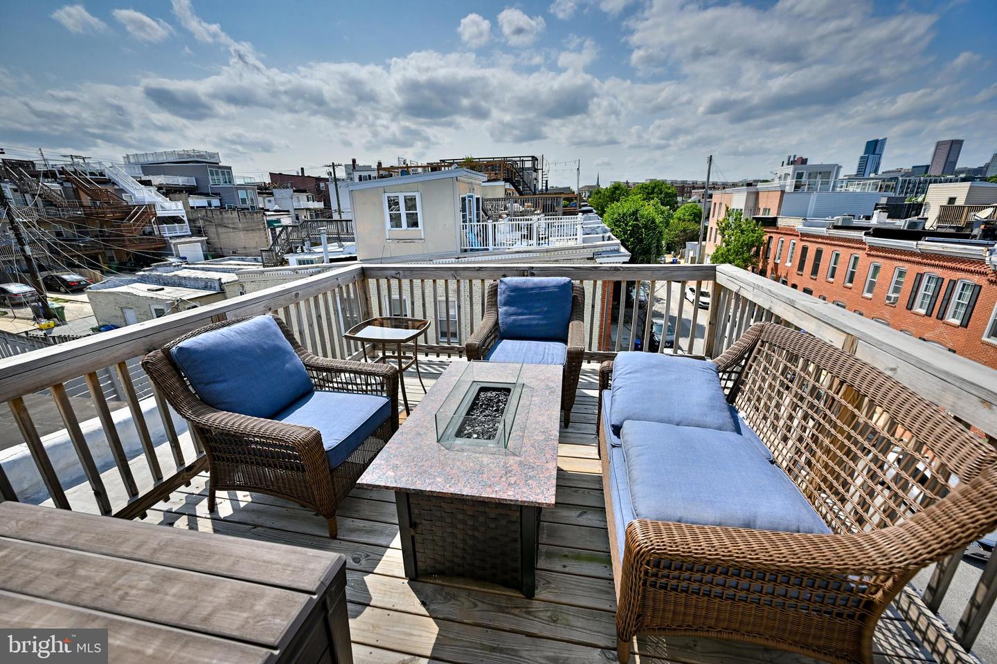 Photo 53 of 64 of 1400 Webster St townhome