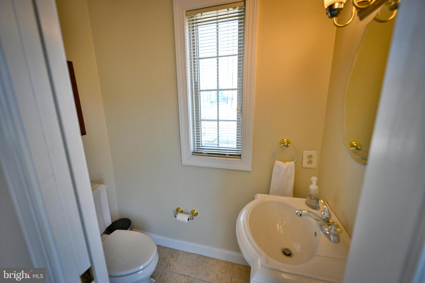 Photo 35 of 64 of 1400 Webster St townhome