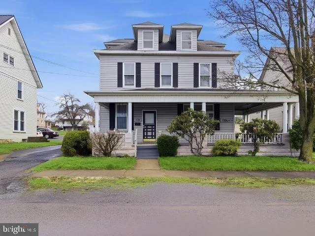 131 E Dubois Avenue