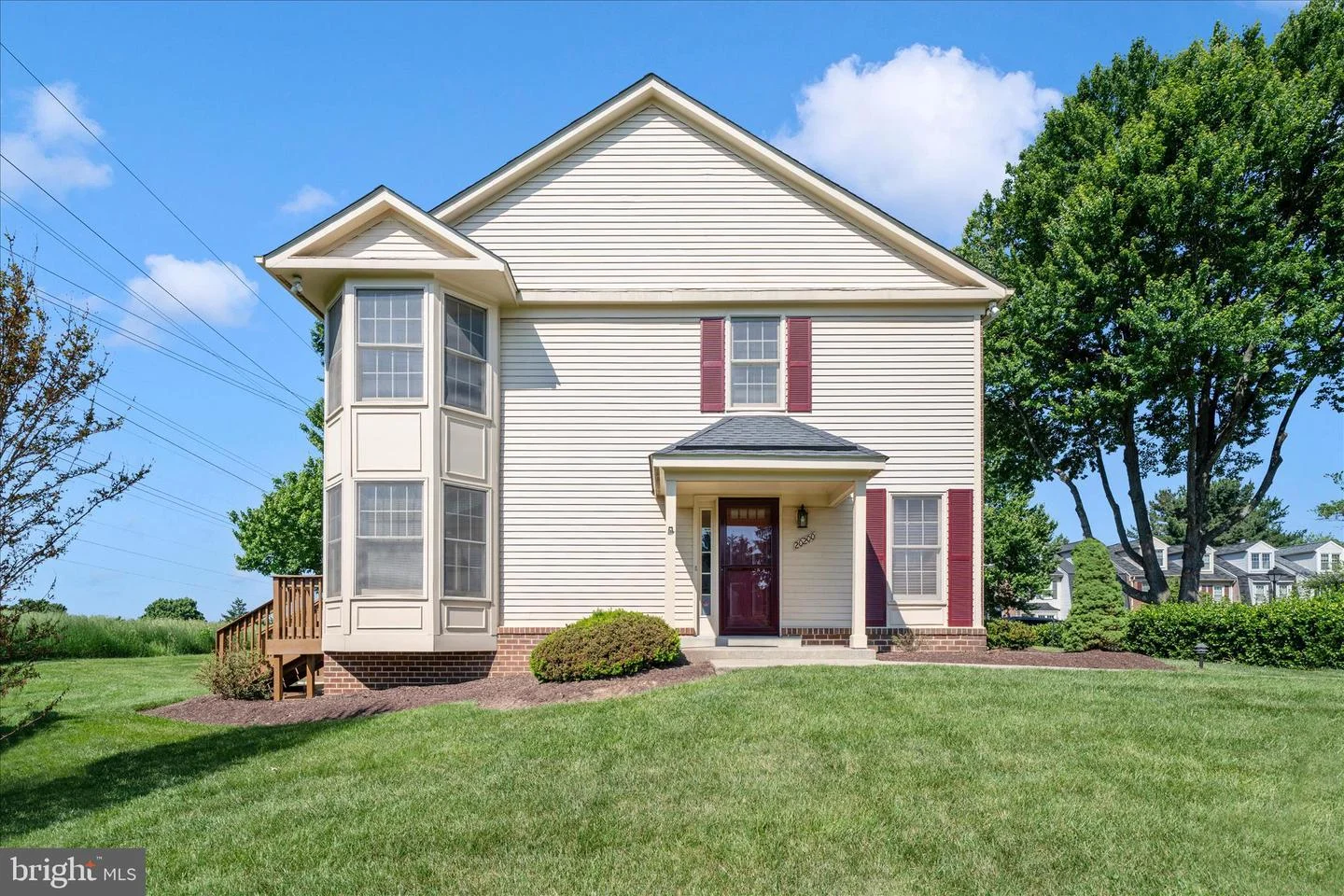 20200 Ravensdale Court
