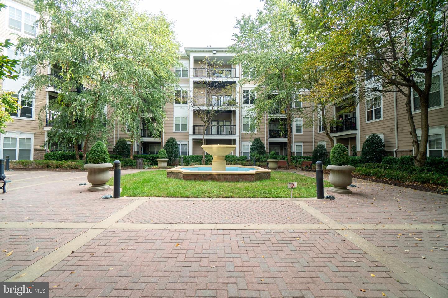 501 Hungerford Drive Unit 463, Rockville, MD, 20850