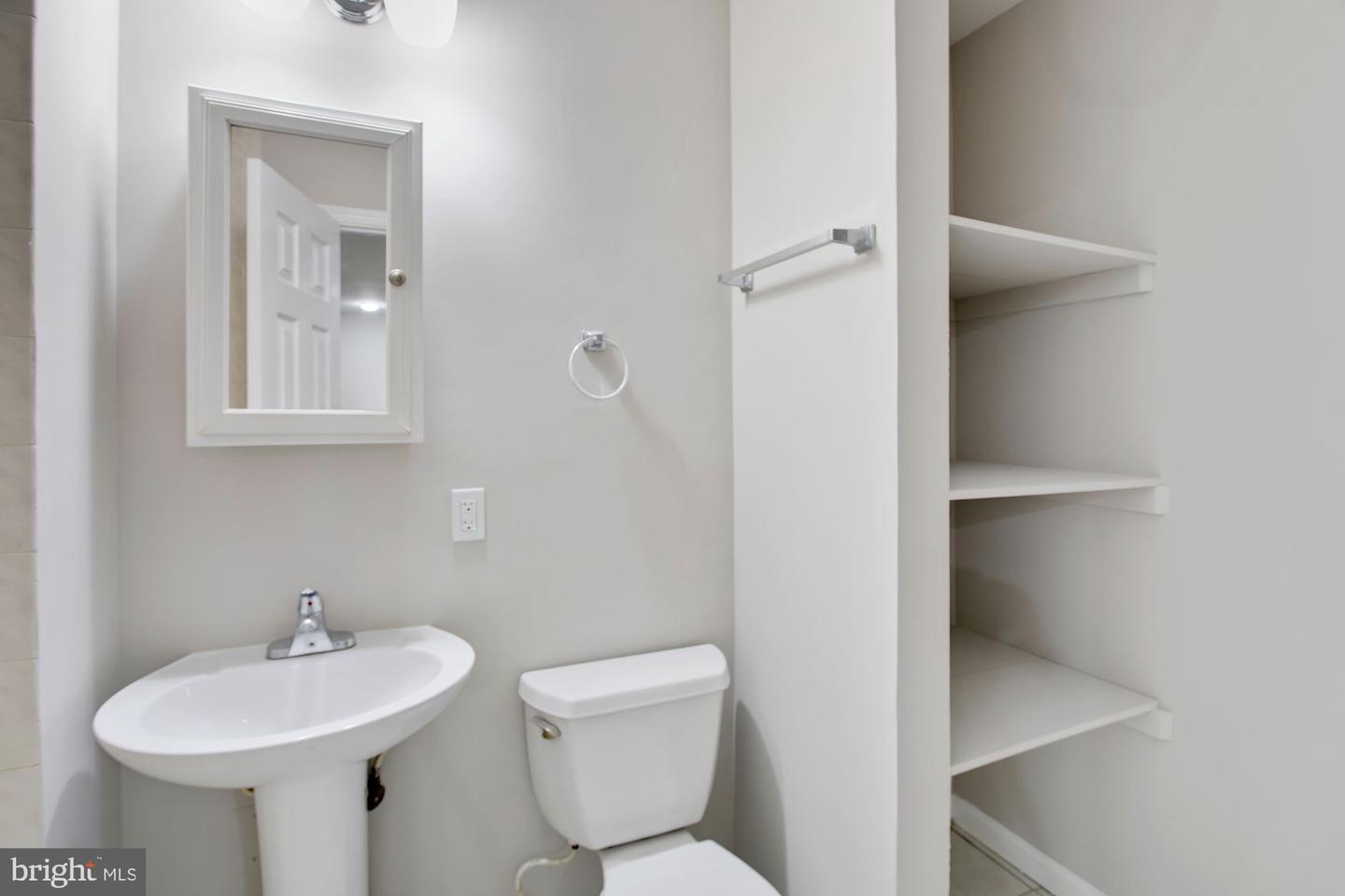 Photo 5 of 28 of 18461 Sierra Springs Sq townhome