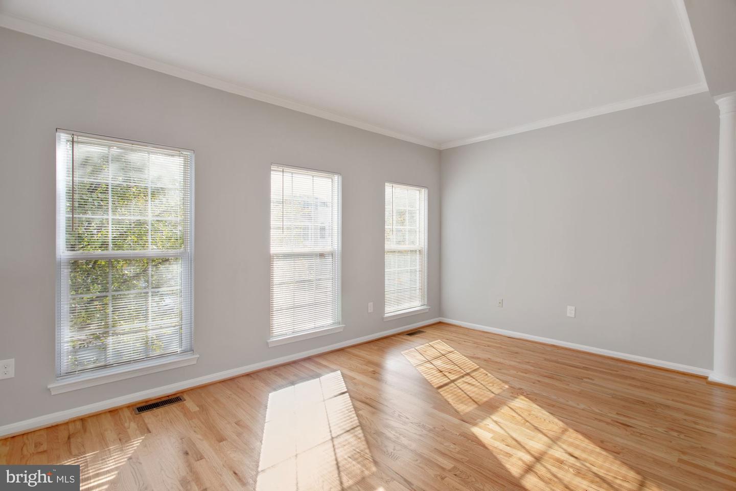 Photo 7 of 28 of 18461 Sierra Springs Sq townhome