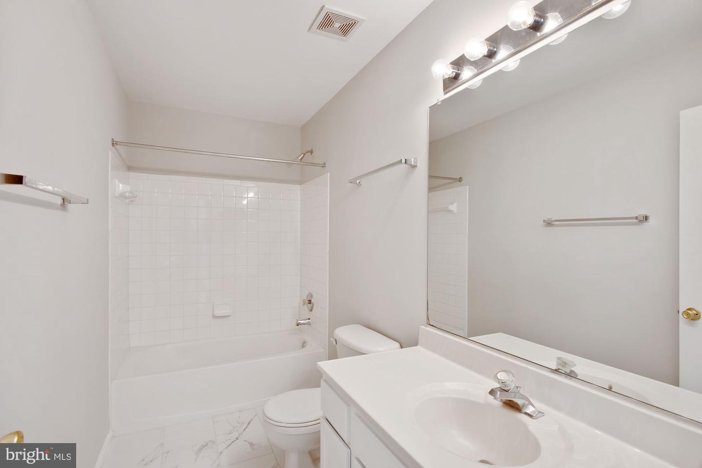 Photo 19 of 28 of 18461 Sierra Springs Sq townhome