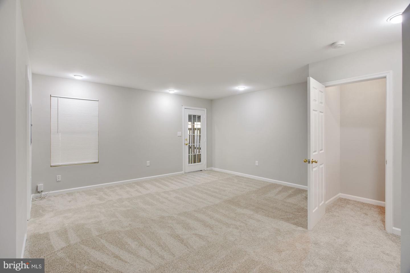 Photo 3 of 28 of 18461 Sierra Springs Sq townhome