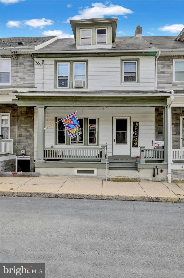 43 E Walnut Street
