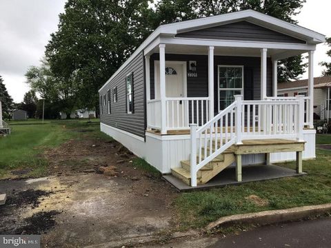 Manufactured Home in Morrisville PA 3506 Cannon DRIVE.jpg