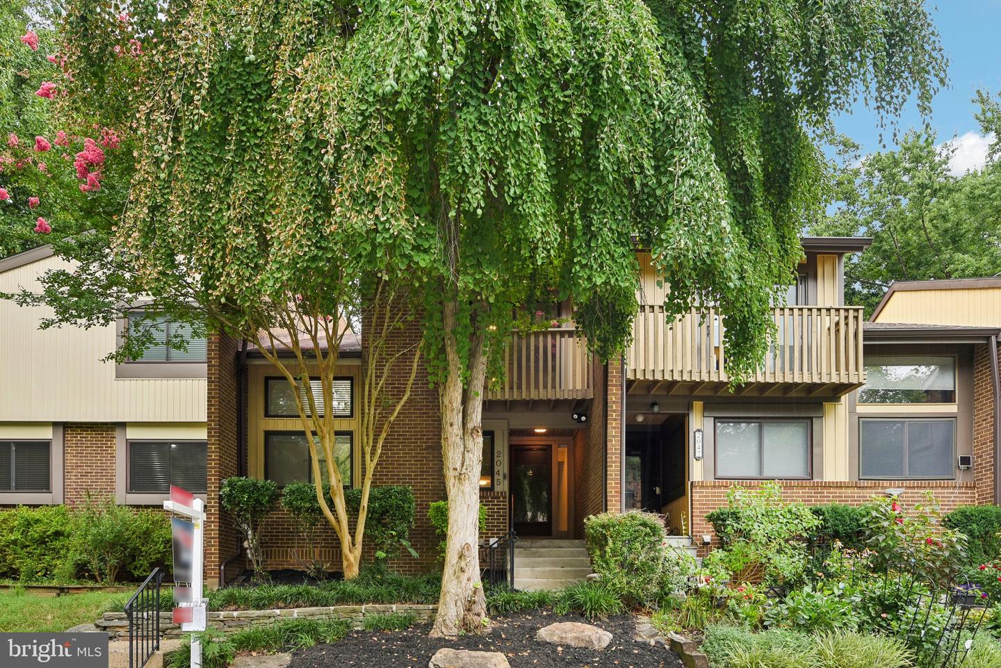 View Reston, VA 20191 townhome
