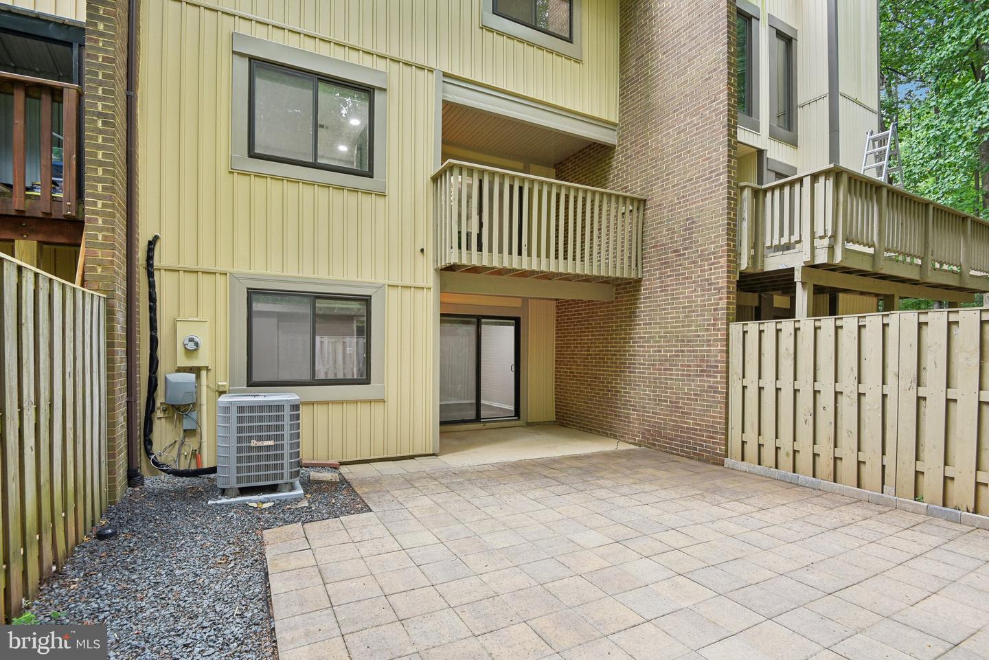 Photo 34 of 45 of 2045 Winged Foot Ct townhome