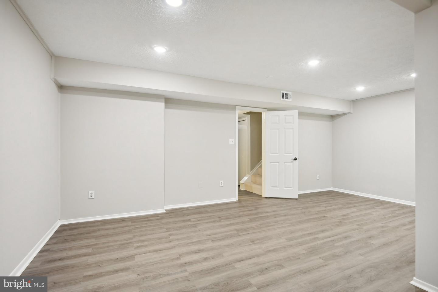 Photo 28 of 45 of 2045 Winged Foot Ct townhome