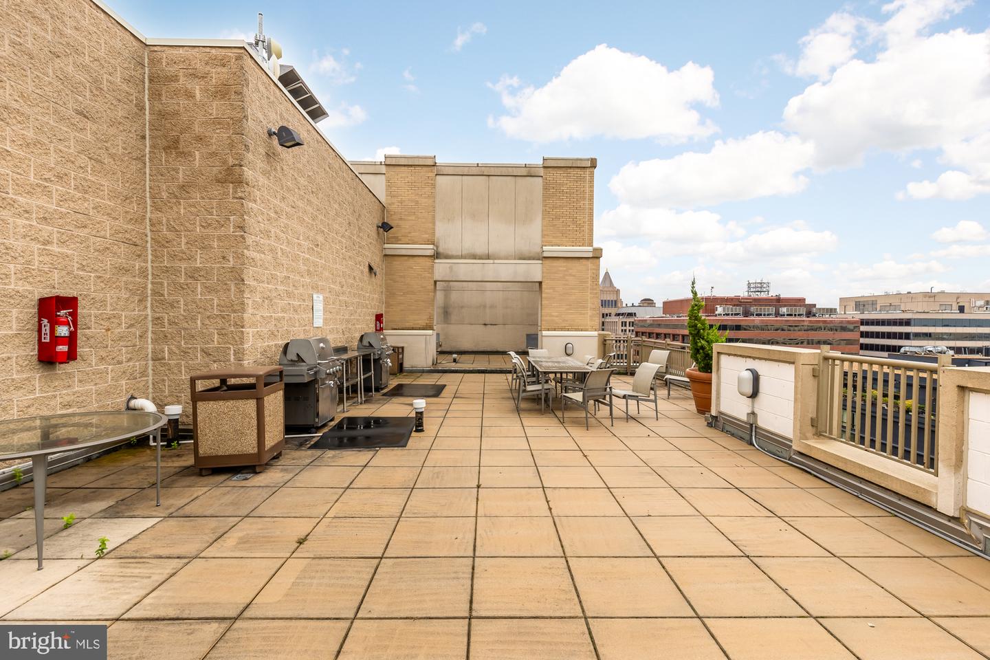 1150 K Street #202, Washington, District of Columbia image 36