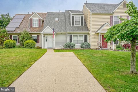 Townhouse in Turnersville NJ 209 Poplar STREET 1.jpg