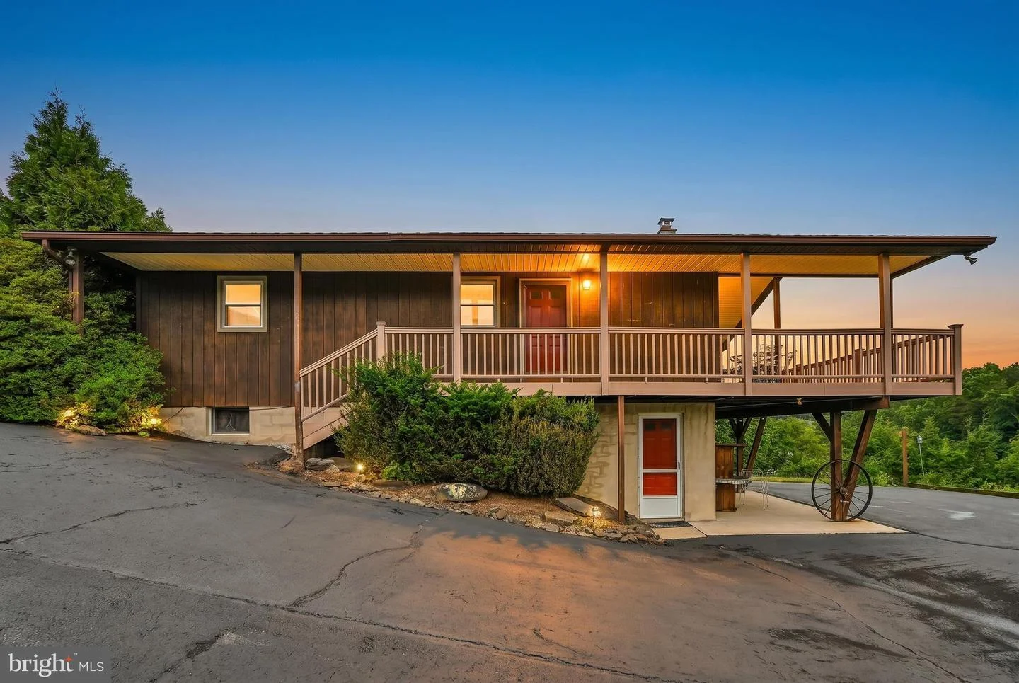 1933 Wynonah Drive, Auburn, PA, 17922