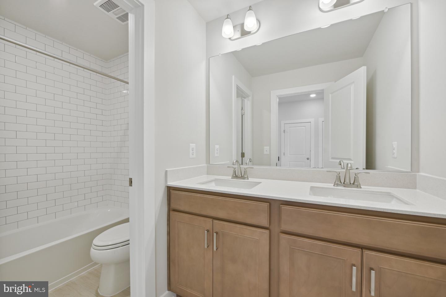 Photo 13 of 18 of 20815 Wood Quay Dr townhome