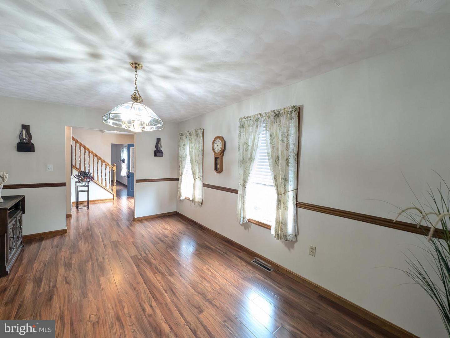 Photo 20 of 38 of 111 Rodes Ave house