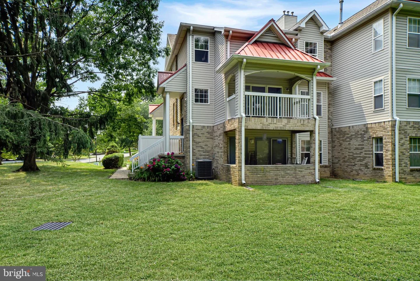 201 Kimary Court Unit 201-I