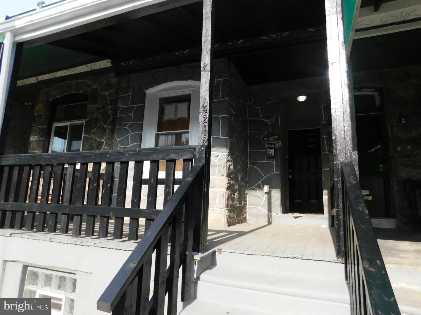 4215 Parrish Street