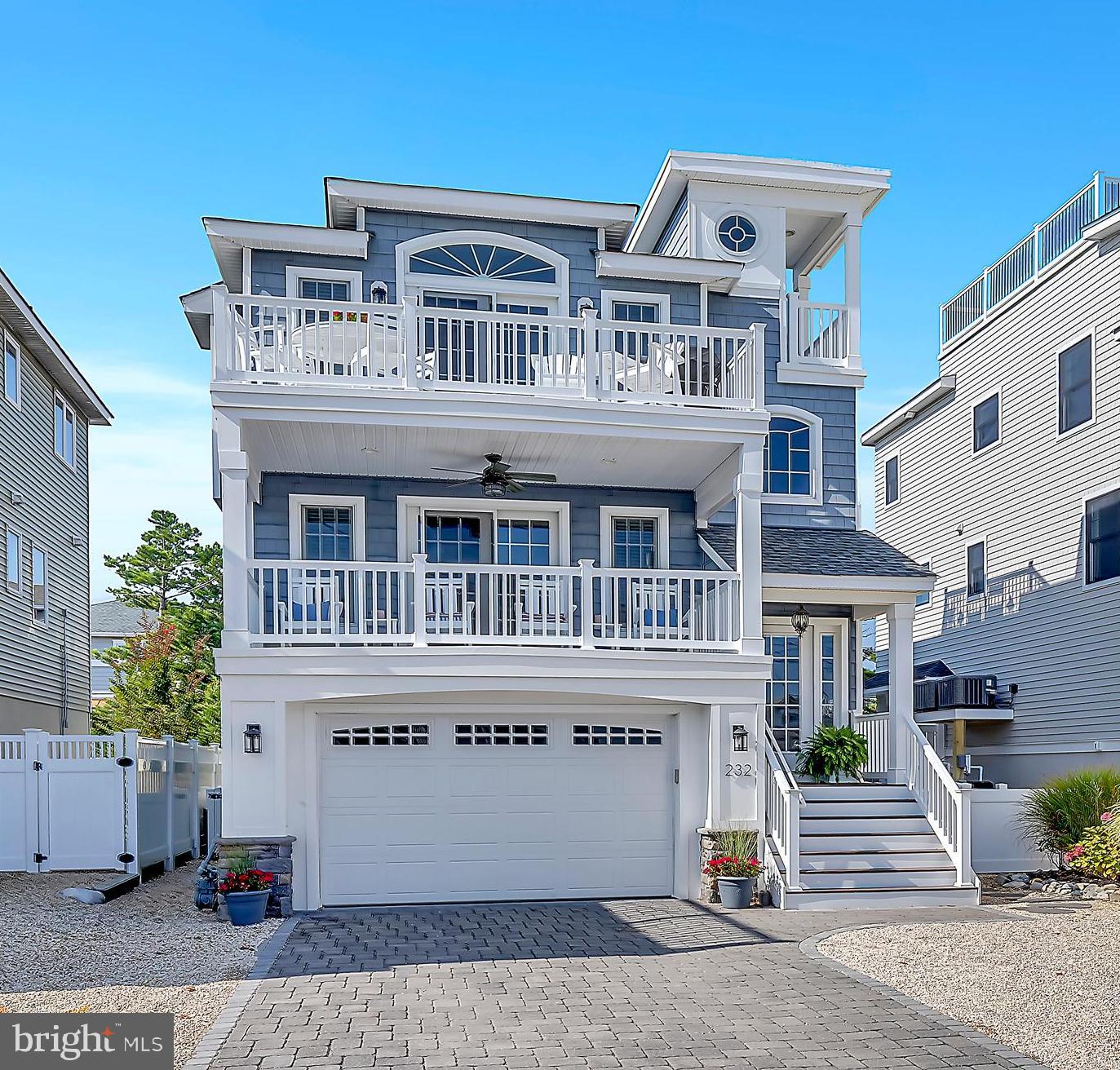 View Surf City, NJ 08008 house