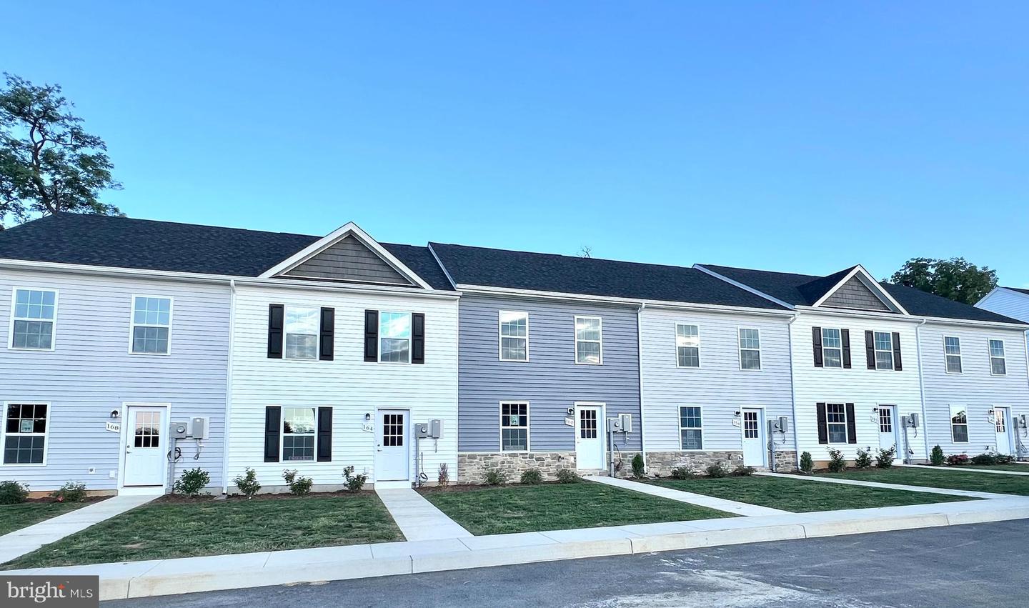 View Kearneysville, WV 25430 townhome