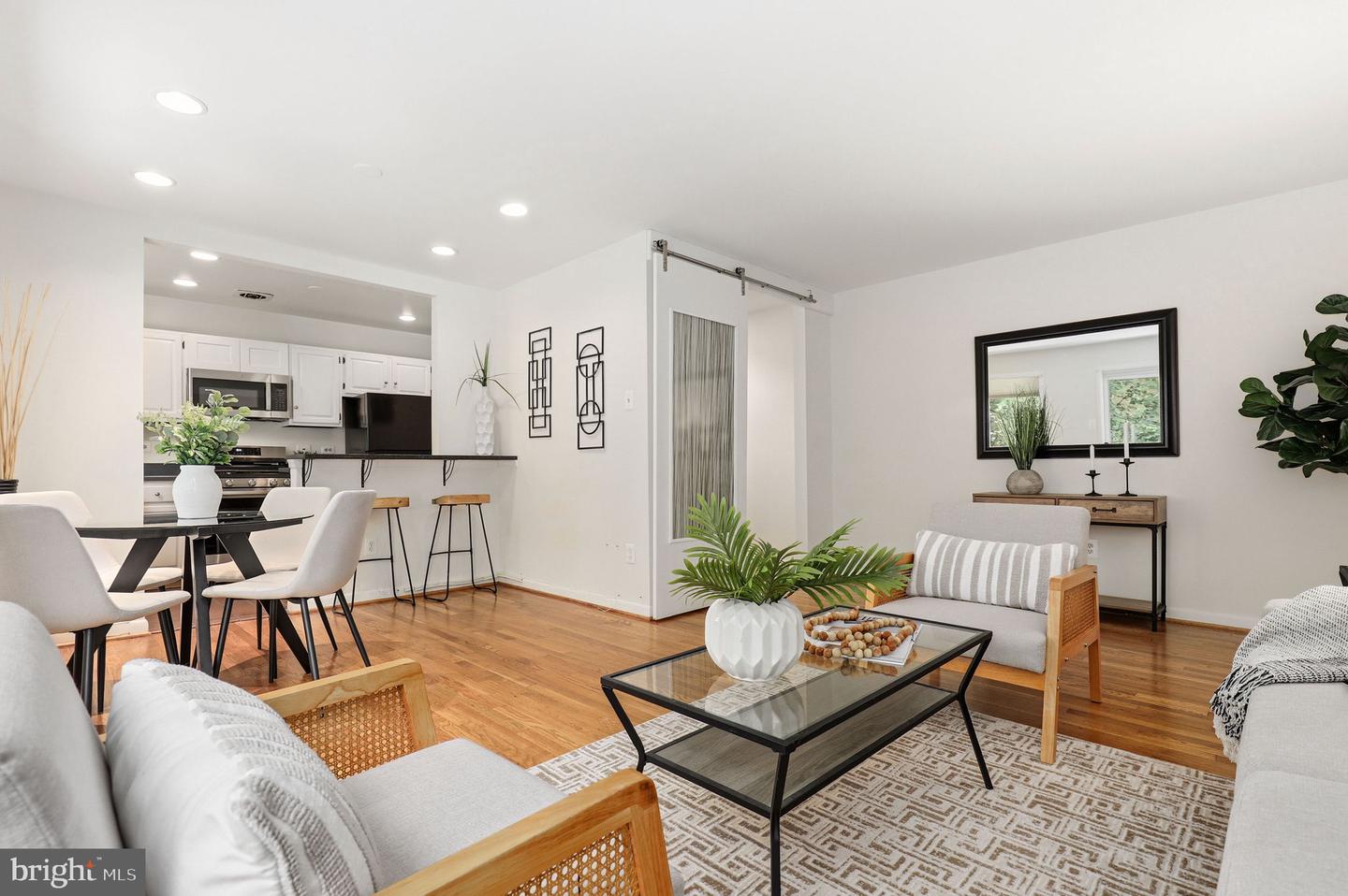 10619 Kenilworth Avenue Unit 202, Bethesda, MD, 20814