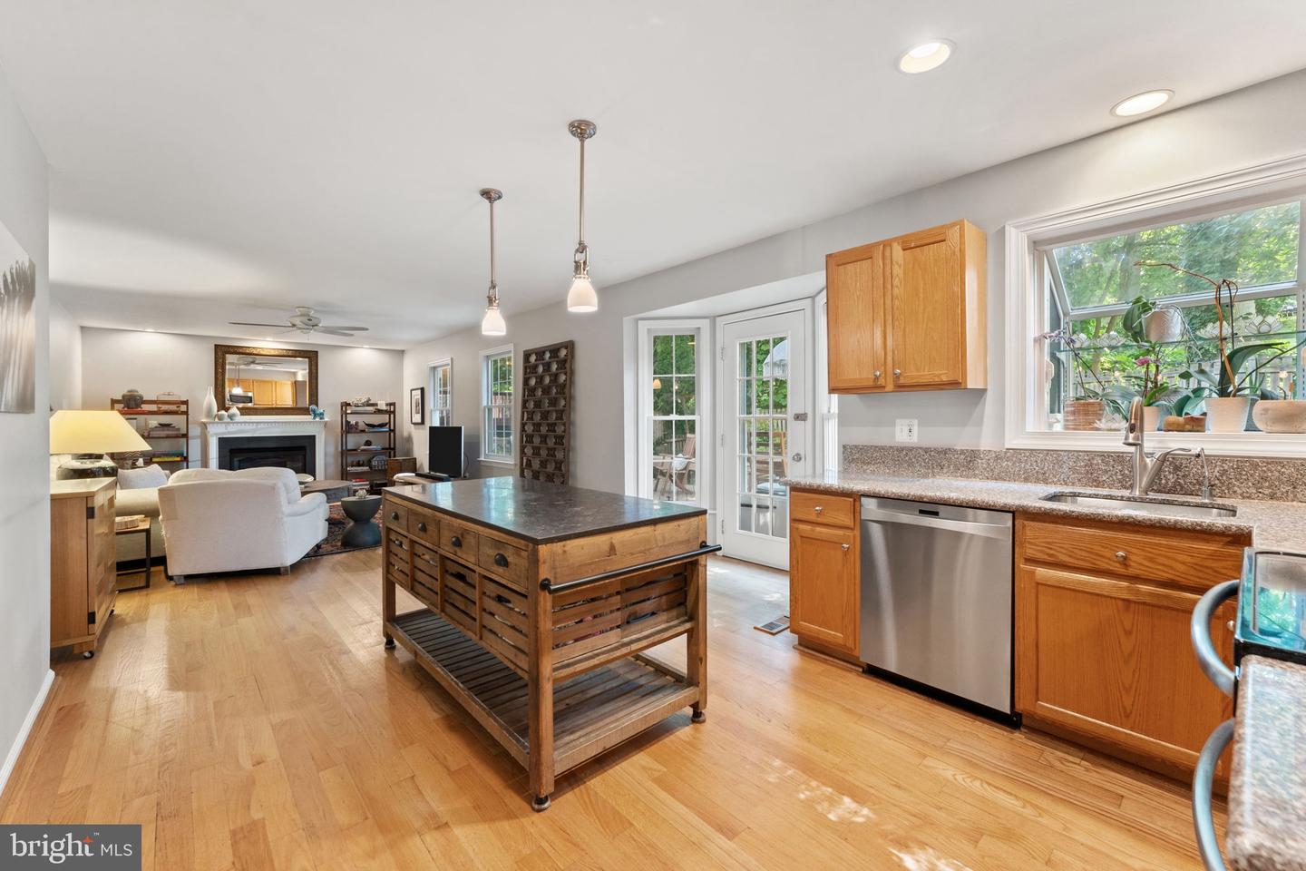 Photo 6 of 55 of 218 Breezewood Dr house