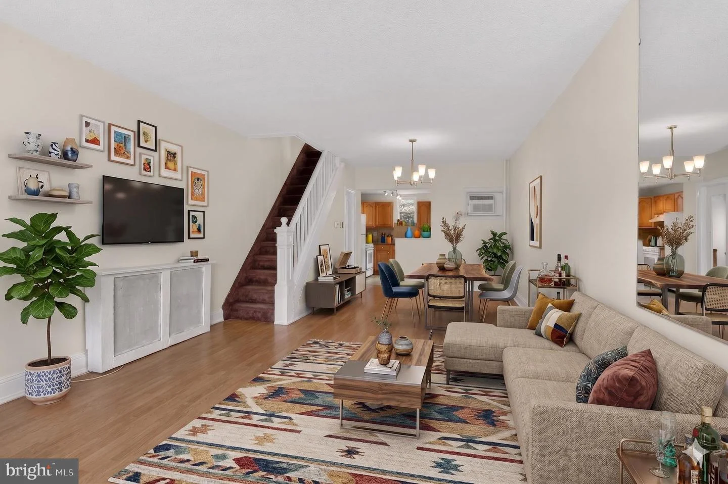 1519 Emily Street