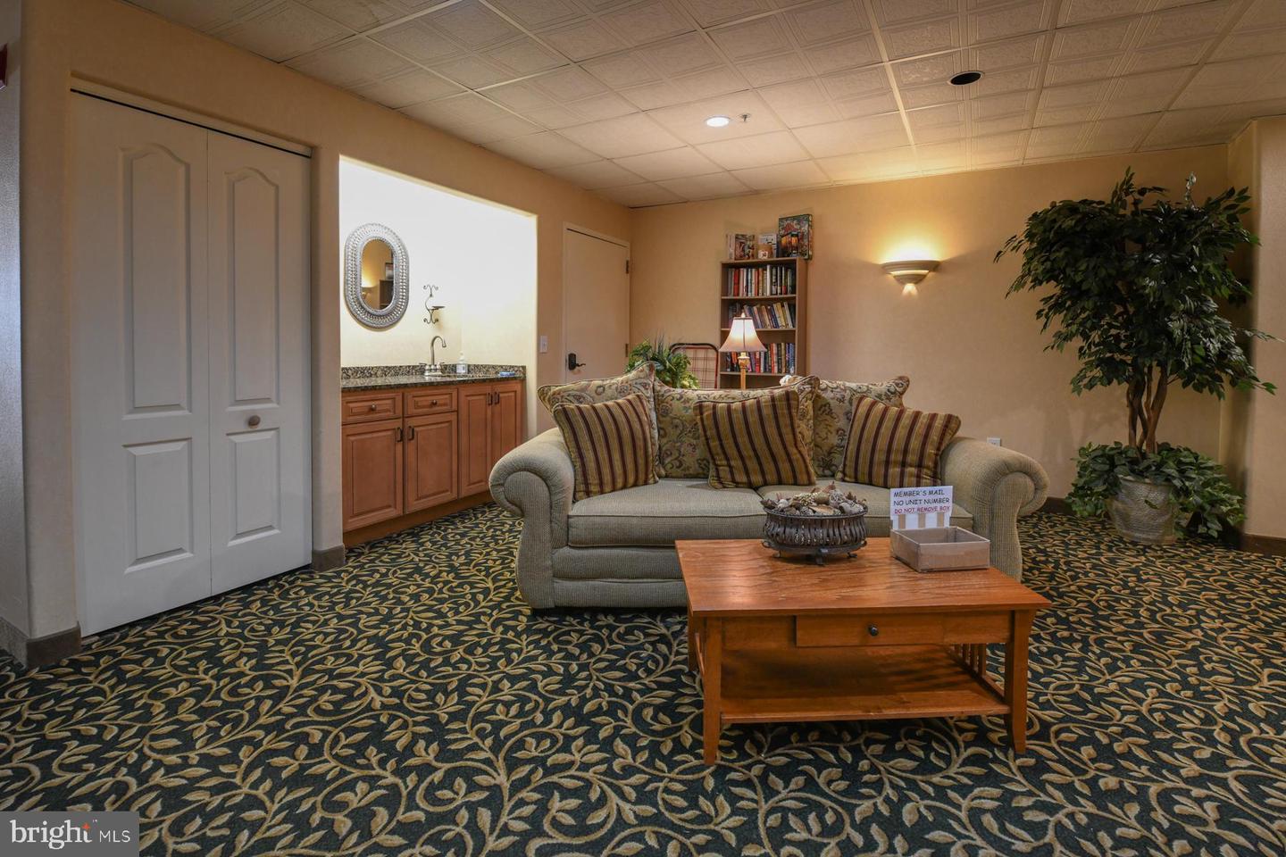 100 Aura Rd #214