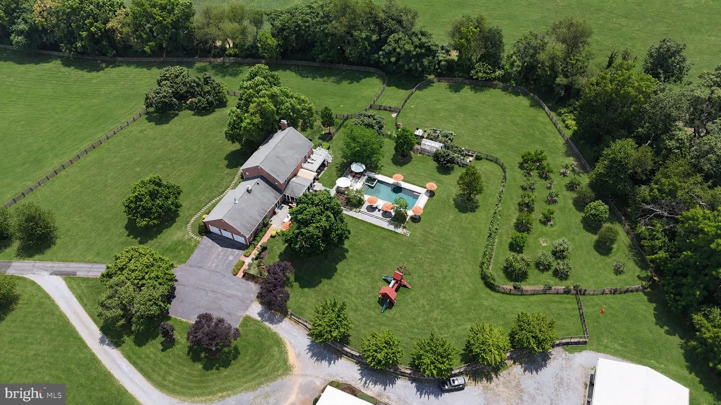 26100 Mullinix Mill Rd