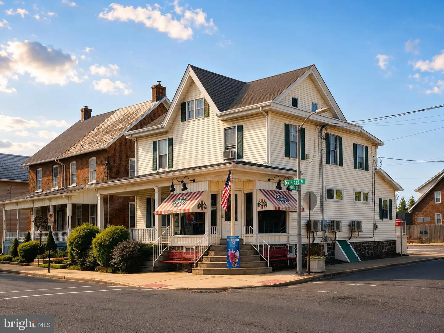 534 W Broad Street, Quakertown, PA, 18951