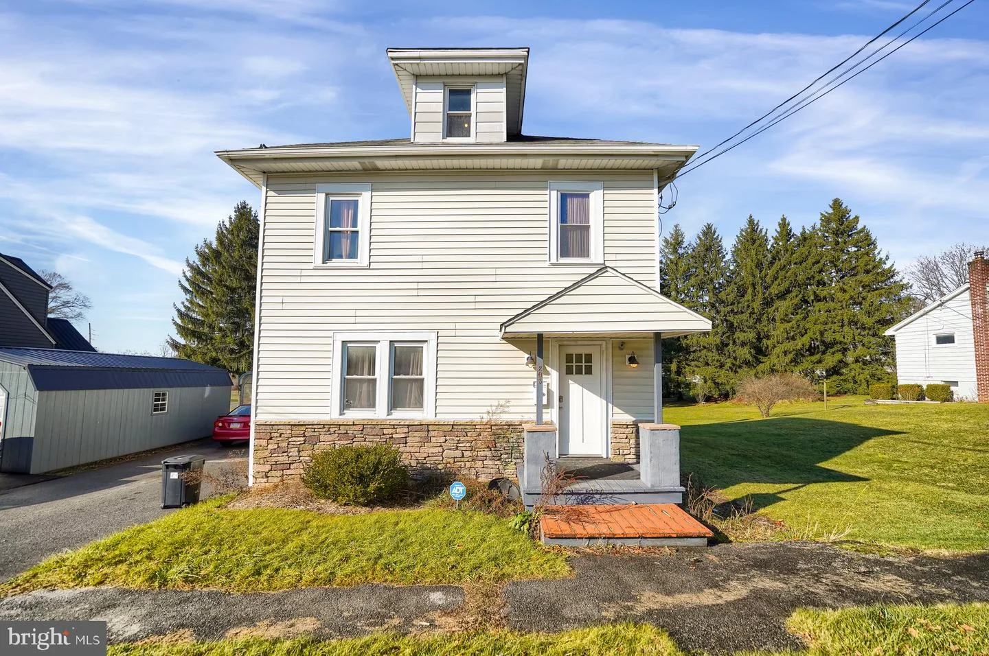 203 Loch Lomond Road