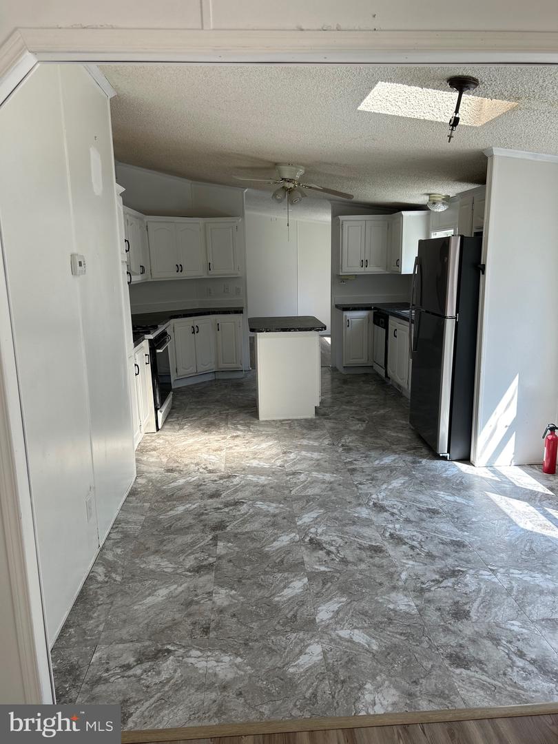 Photo 19 of 23 of 1887 N Delsea #142 mobile home