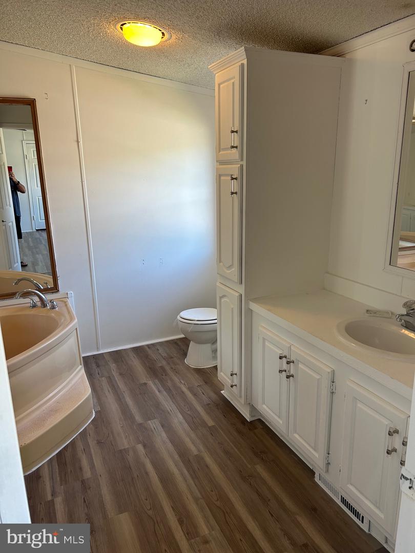 Photo 12 of 23 of 1887 N Delsea #142 mobile home