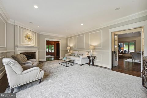 Single Family Residence in McLean VA 1284 Ballantrae Farm DRIVE 3.jpg