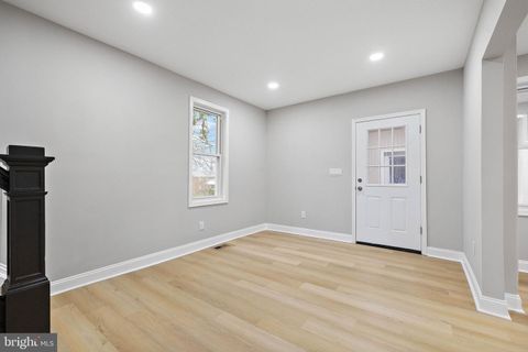 Single Family Residence in Wilmington DE 1127 Brandywine BOULEVARD 11.jpg