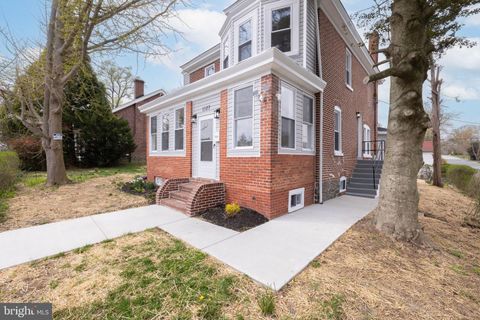 Single Family Residence in Wilmington DE 1127 Brandywine BOULEVARD 2.jpg