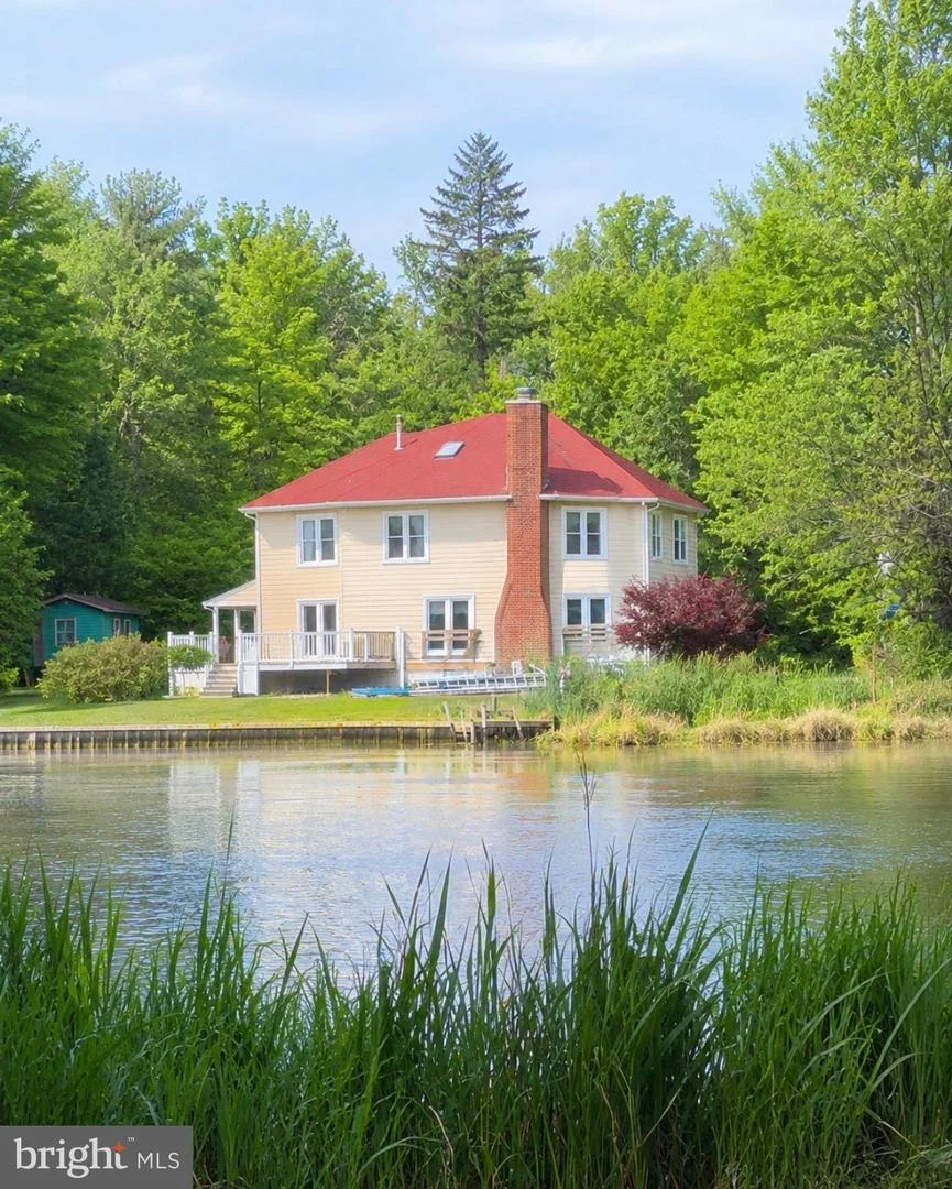 101 Beachside Drive