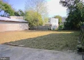 244 E Springer Street