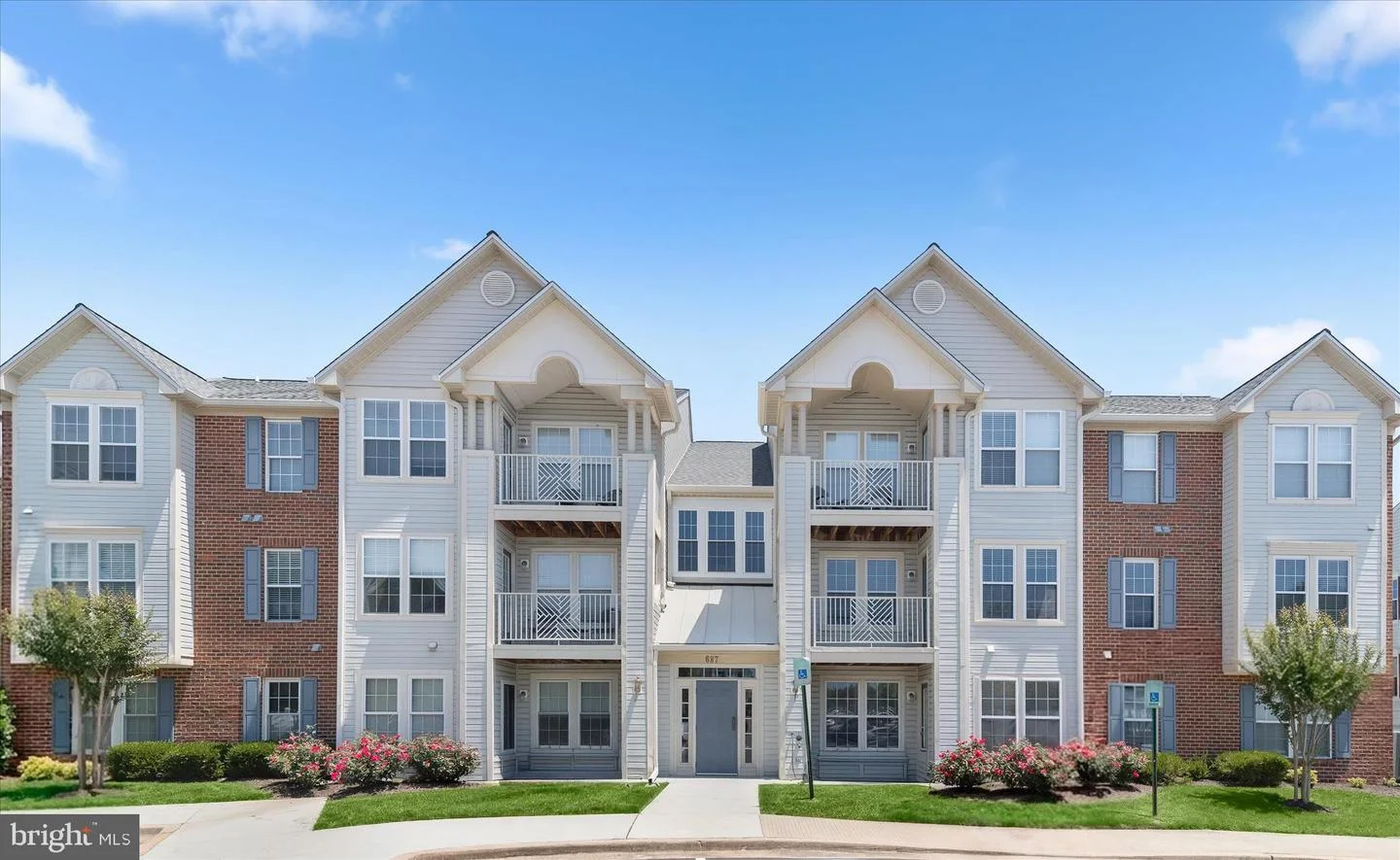 687 Winding Stream Way Unit 204