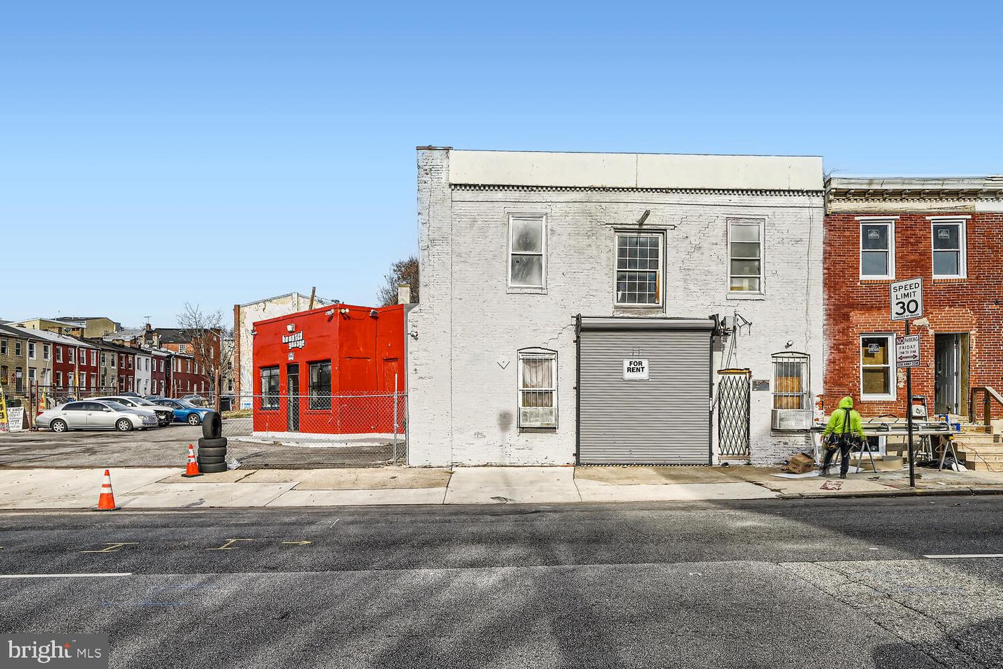 1236 W Pratt St