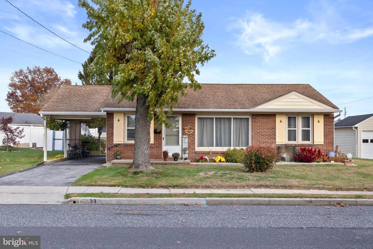 33 Lincoln Drive