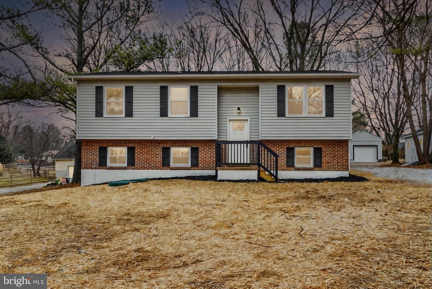 Listing image 1