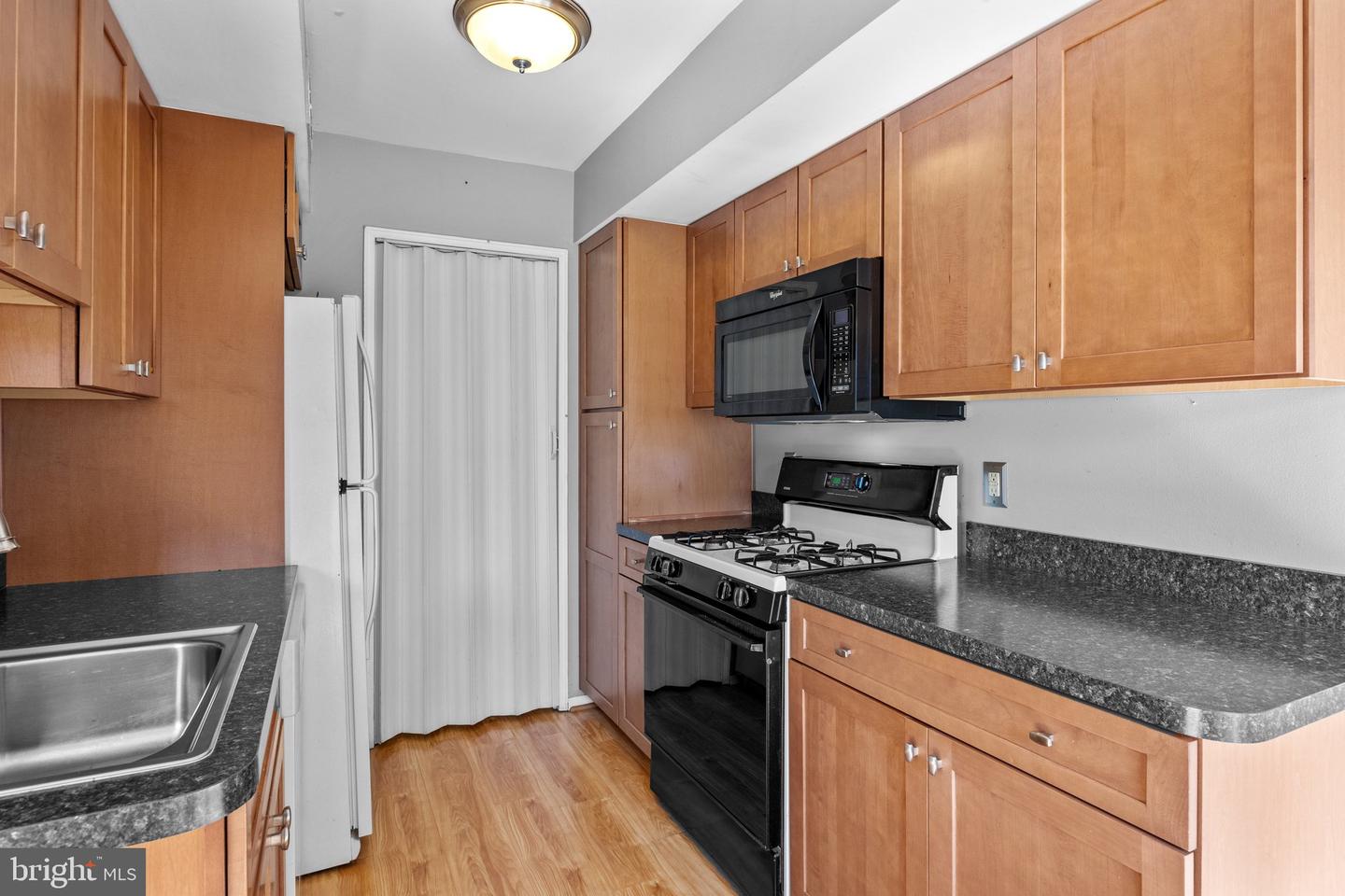 Photo 8 of 25 of 423 Brandywine Ct townhome